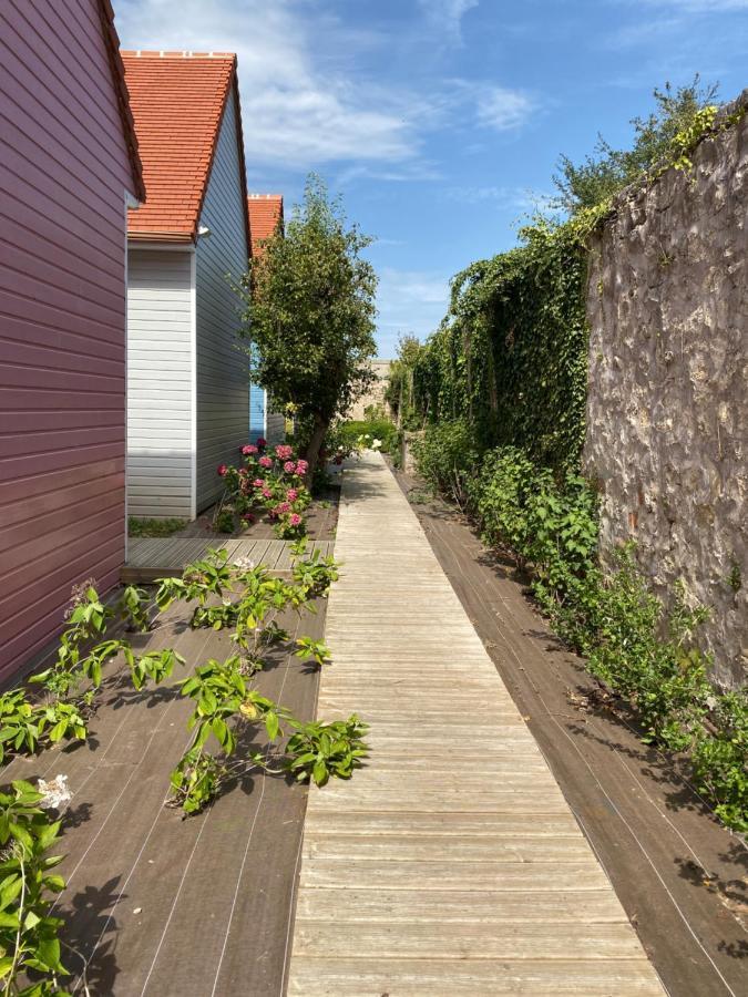 Les Lodges Du Chateau Marquise Exterior photo